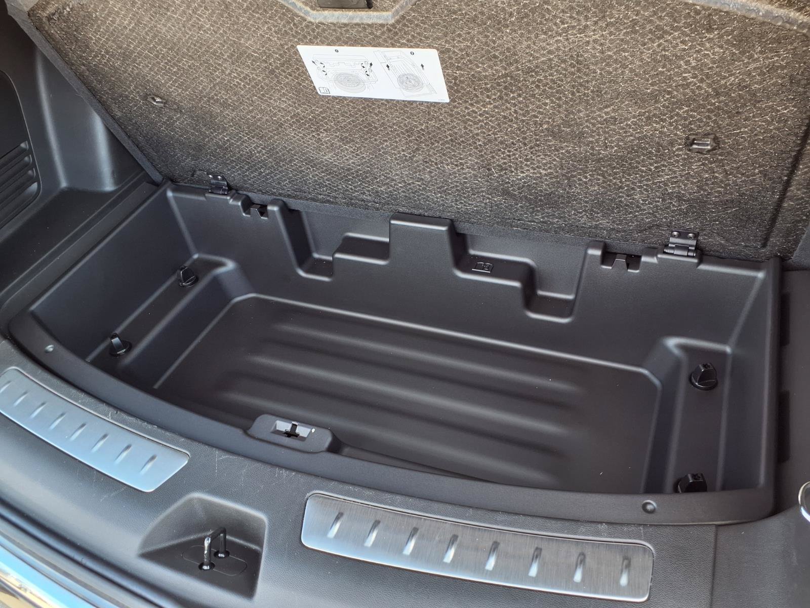 Used 2024 Buick Enclave Essence FWD image 28