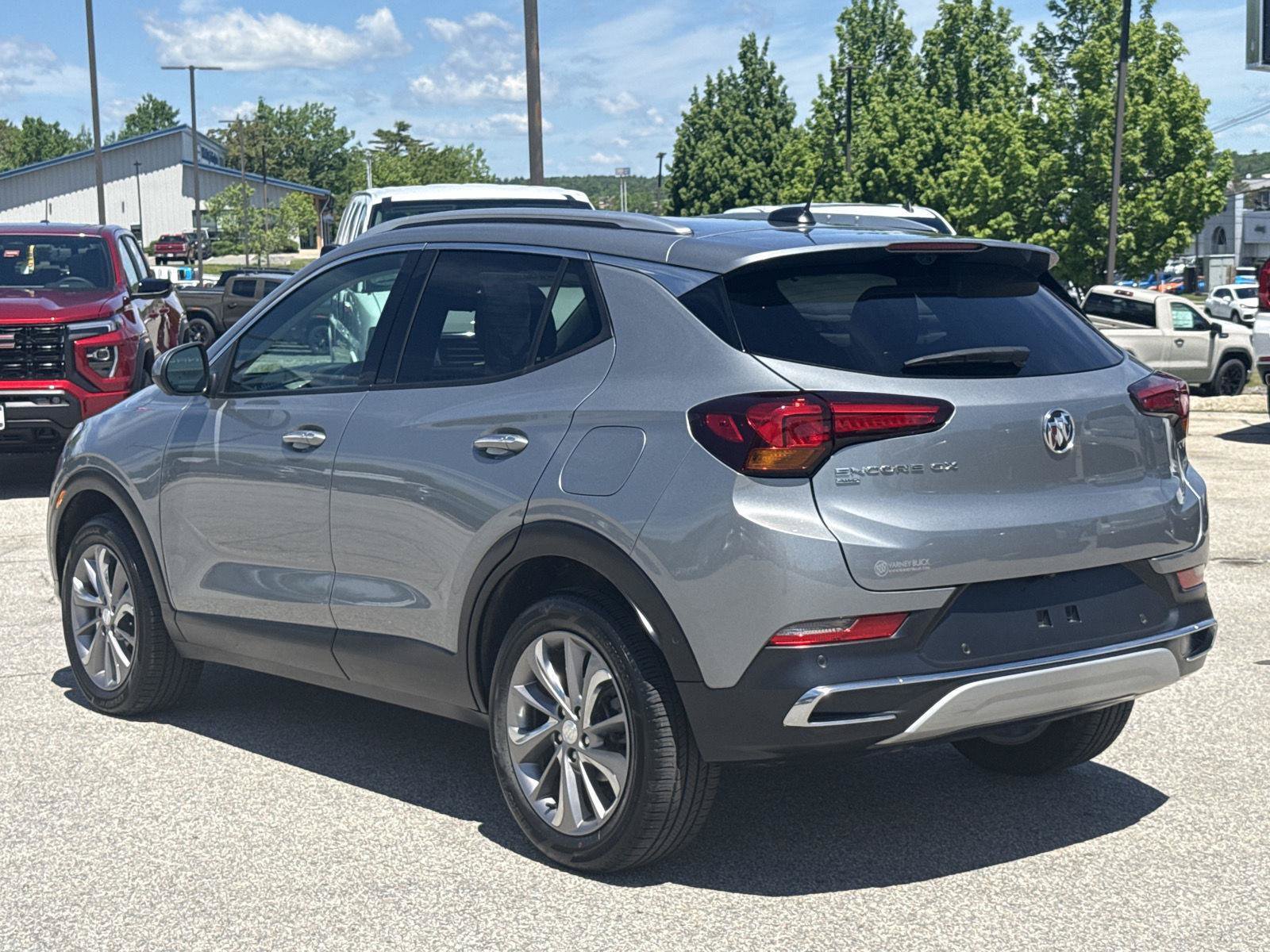 Used 2023 Buick Encore GX Essence w/ Advanced Technology Package AWD/4WD image 8