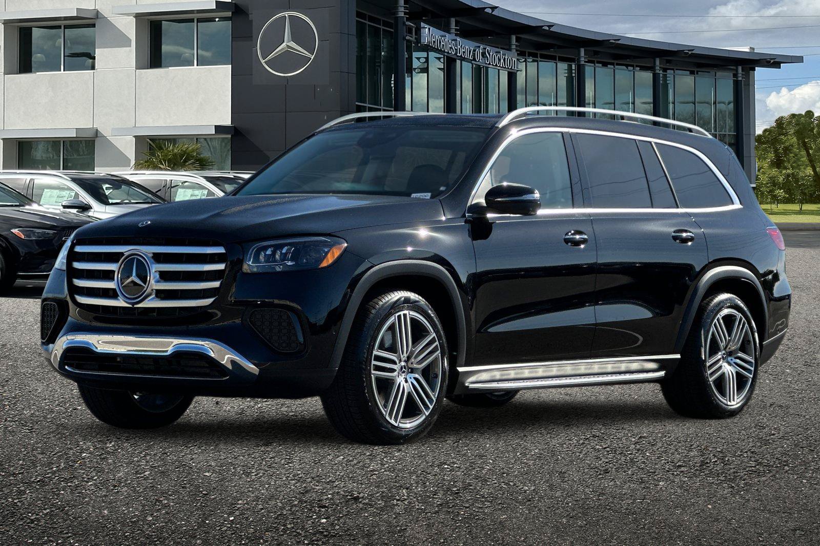 New 2026 Mercedes-Benz GLS 450 4MATIC image 8