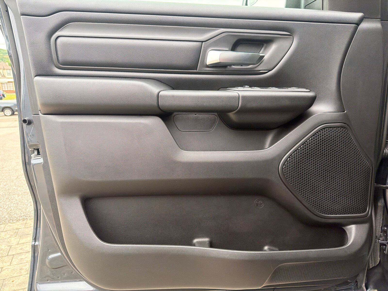 New 2026 RAM 1500 Express AWD/4WD image 11