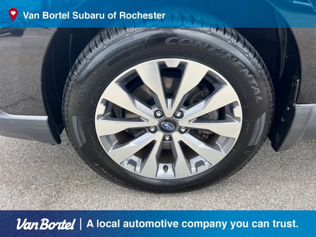 Used 2017 Subaru Outback 2.5i Touring AWD/4WD image 9
