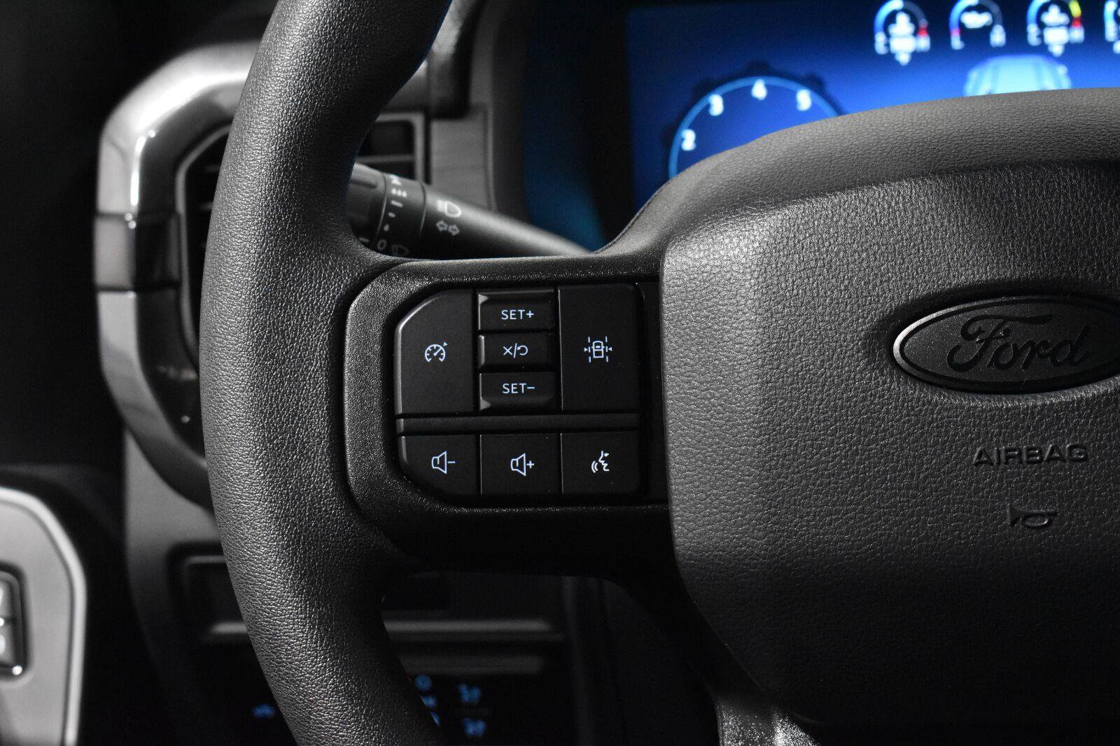 Used 2025 Ford F150 STX w/ STX Black Appearance Package AWD/4WD image 7