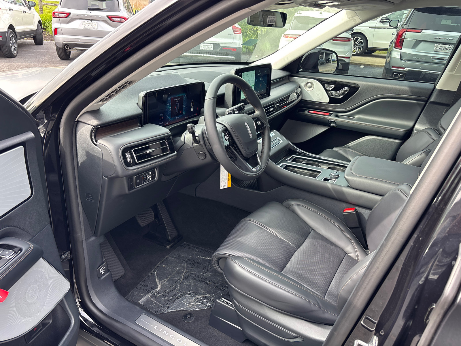 New 2026 Lincoln Aviator Reserve AWD/4WD image 24