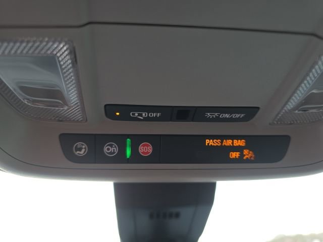 Used 2024 Chevrolet Equinox LS w/ LS Convenience Package image 23