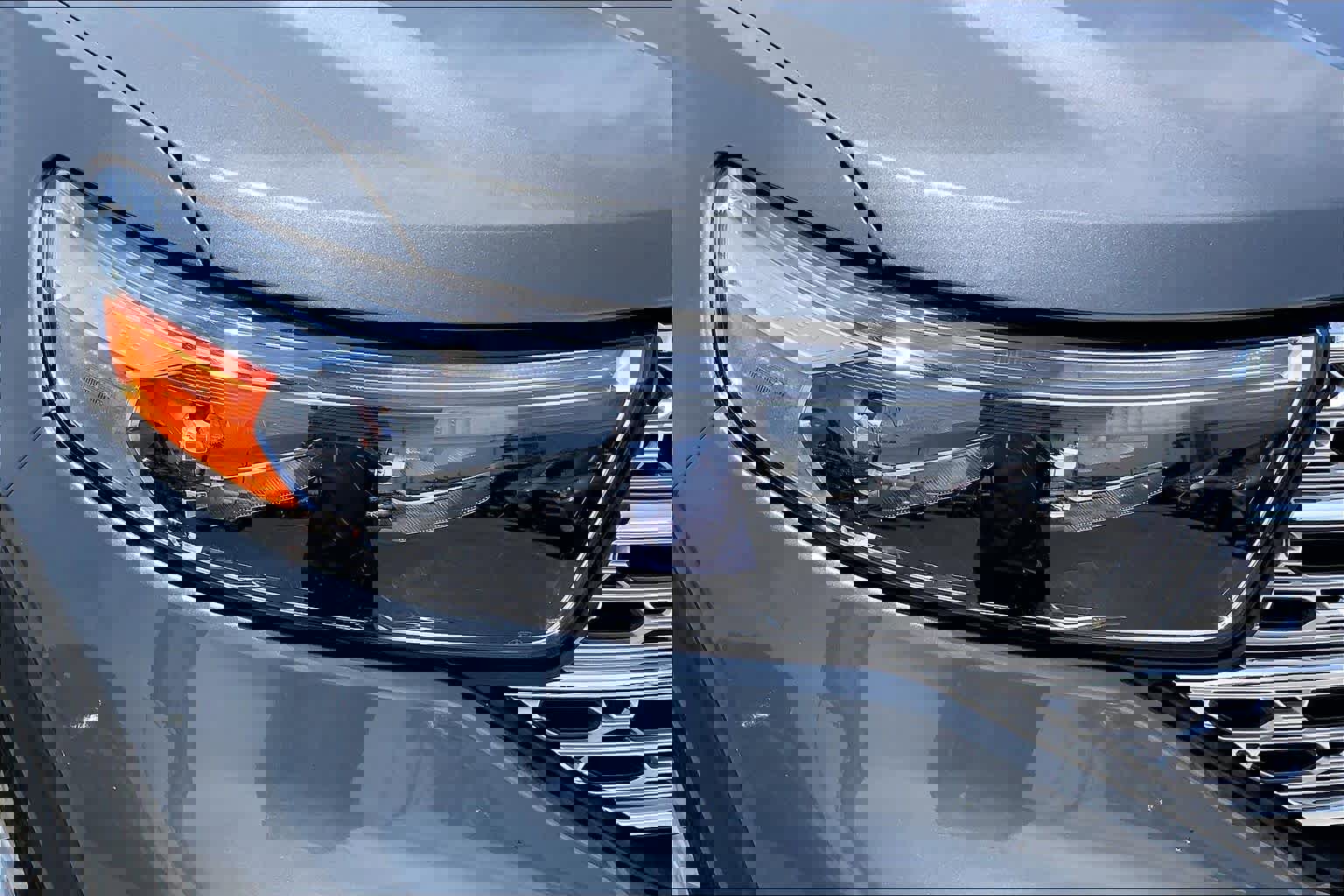 Certified 2024 Ford Explorer Limited w/ Limited Technology Package RWD image 27