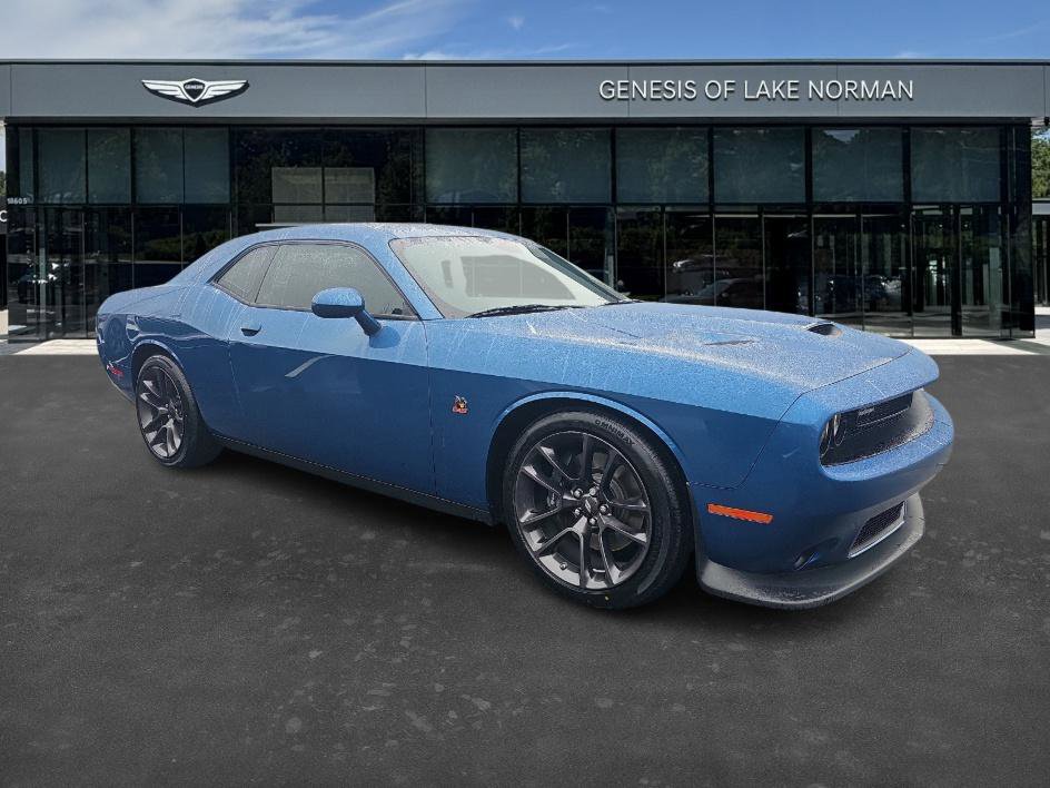 Used 2022 Dodge Challenger R/T Scat Pack w/ Plus Package image 2