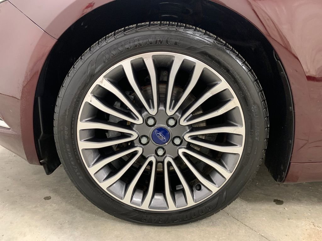 Used 2017 Ford Fusion Titanium image 20