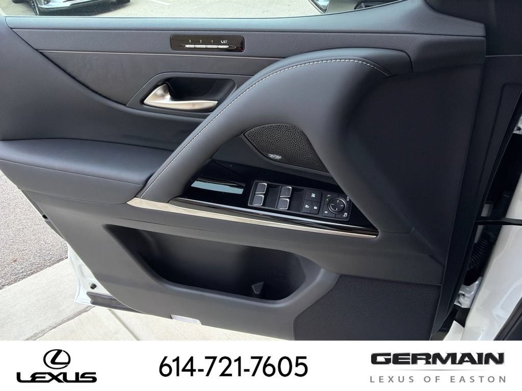 New 2026 Lexus LX 700h Luxury w/ Appearance Package AWD/4WD image 21