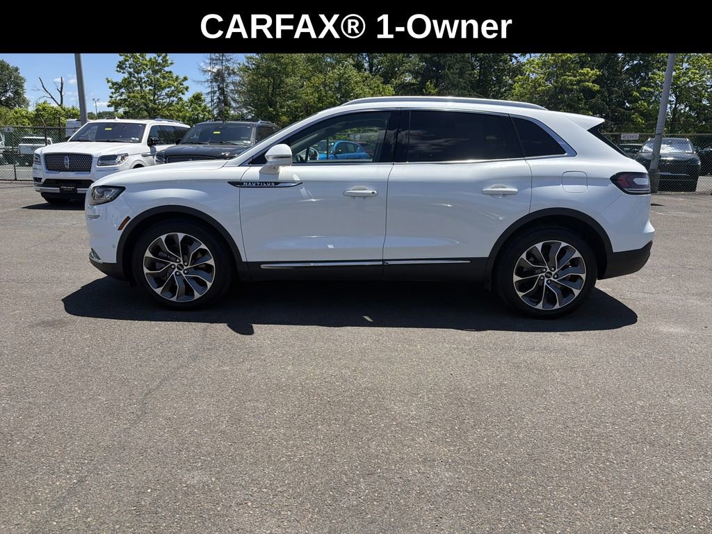 Certified 2022 Lincoln Nautilus Reserve w/ Equipment Group 201A AWD/4WD image 2