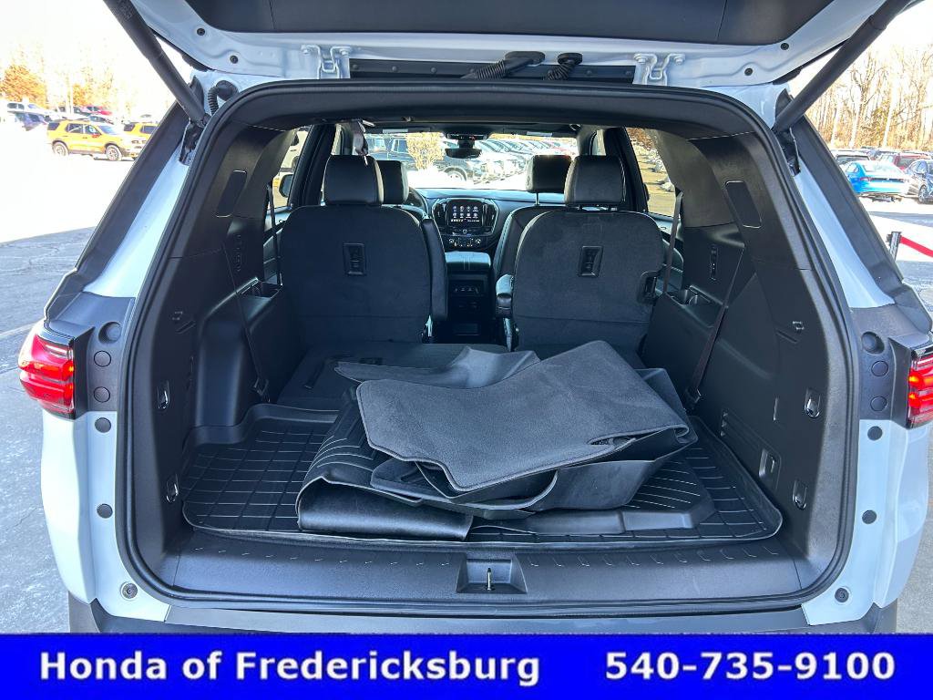 Used 2023 Chevrolet Traverse LT w/ LT Premium Package image 23