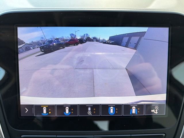 Used 2020 Chevrolet Equinox Premier image 22