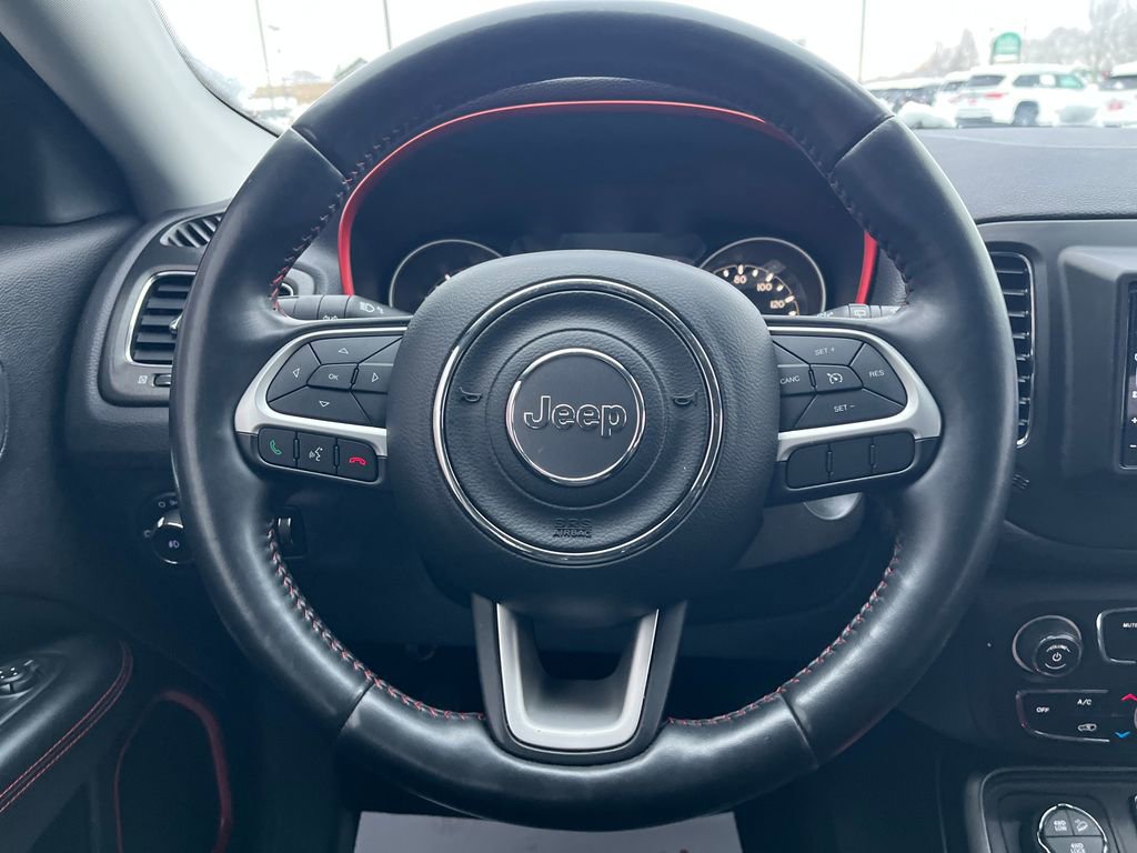 Used 2018 Jeep Compass Trailhawk w/ Cold Weather Group image 16