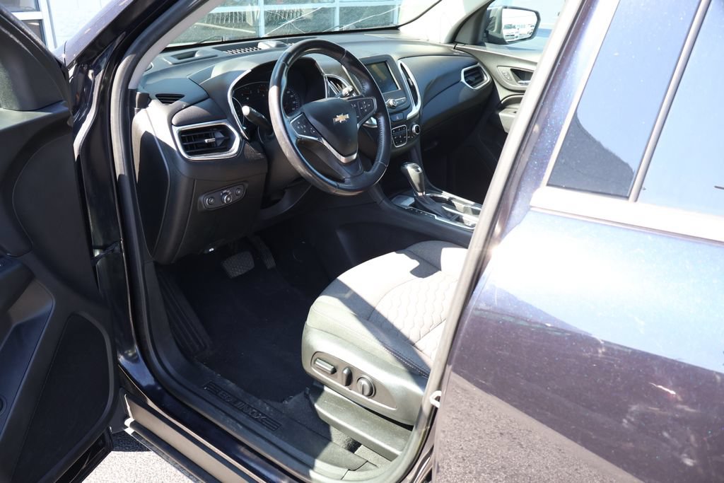 Used 2020 Chevrolet Equinox LT FWD image 13