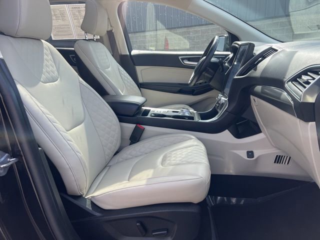 Used 2024 Ford Edge Titanium AWD/4WD image 11