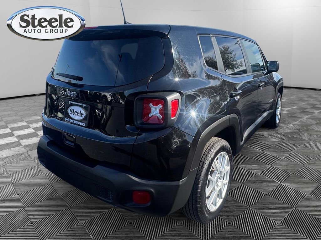Used 2023 Jeep Renegade Latitude image 5