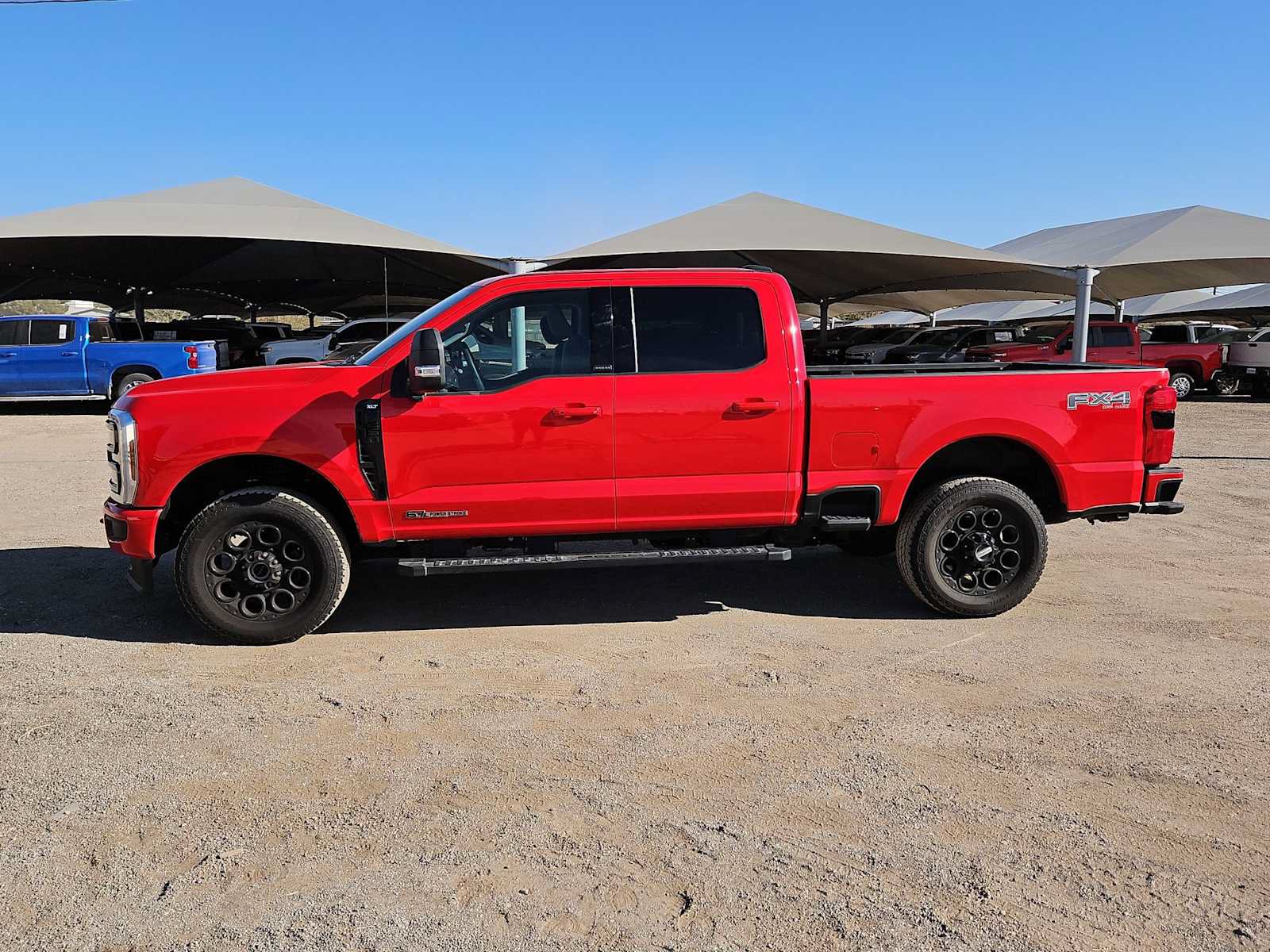 Used 2025 Ford F250 XLT w/ Black Appearance Package AWD/4WD image 5