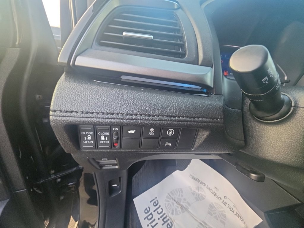 Certified 2024 Honda Odyssey Touring image 20