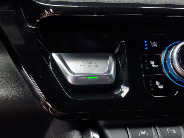 Used 2024 GMC Sierra 1500 AT4 w/ Technology Package AWD/4WD image 36