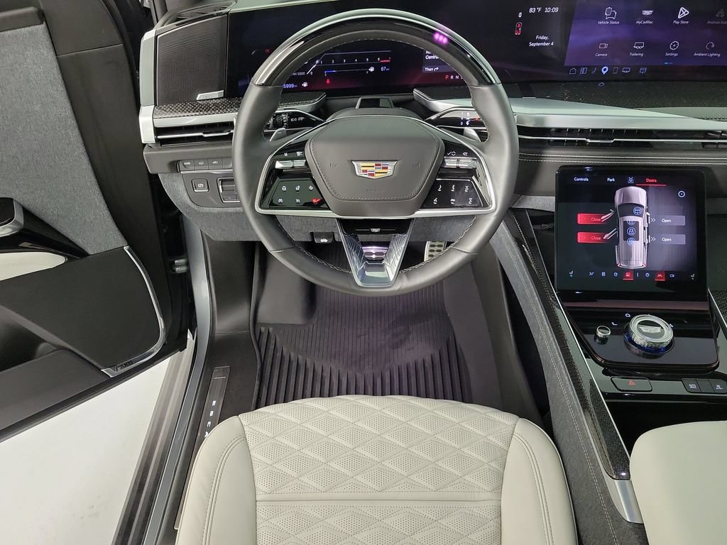 Used 2025 Cadillac Escalade V AWD/4WD image 16
