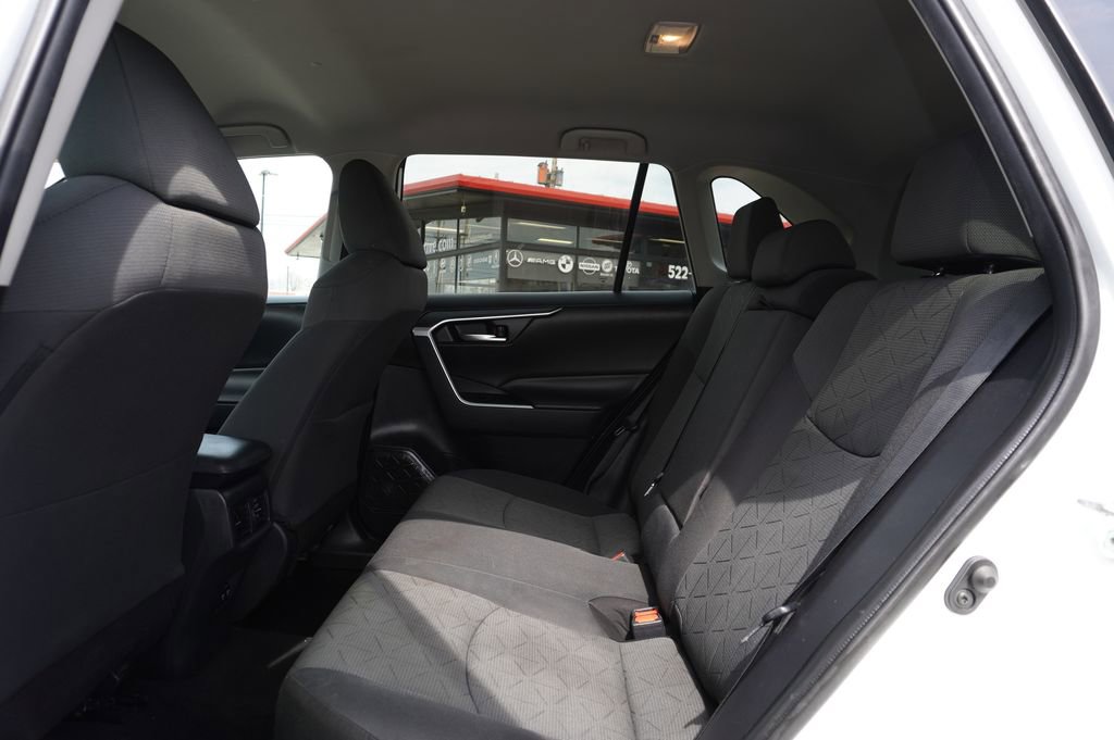 Used 2021 Toyota RAV4 XLE FWD image 26
