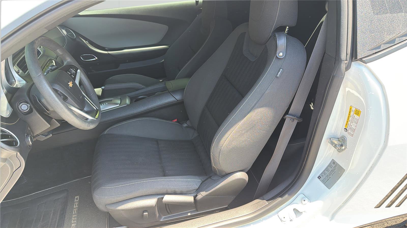 Used 2014 Chevrolet Camaro LS RWD image 10