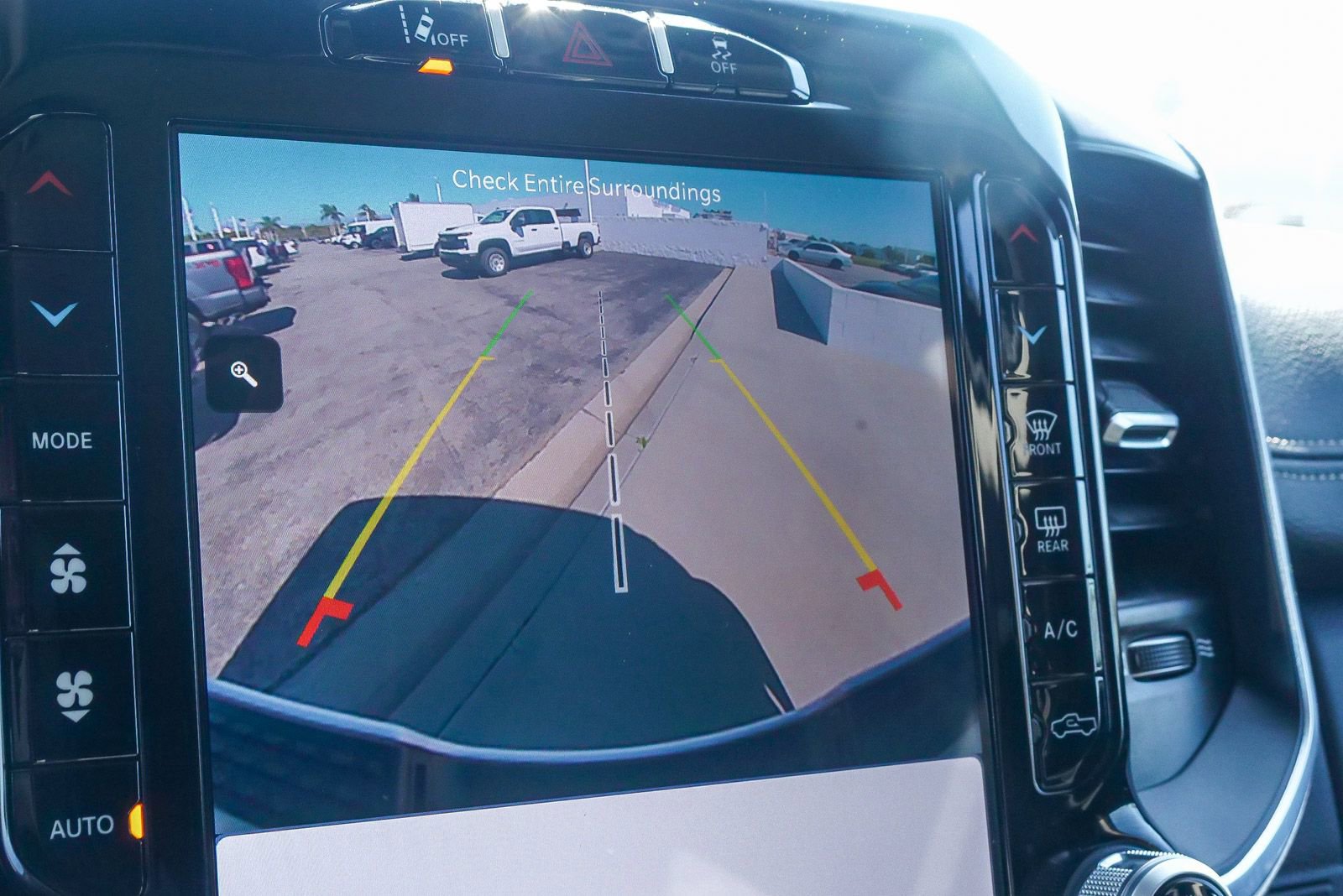 Used 2024 RAM 2500 Laramie w/ Safety Group image 23