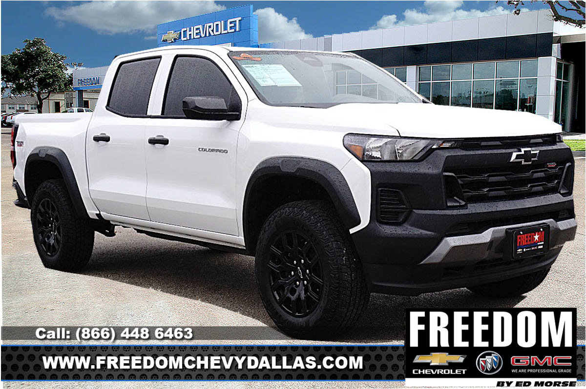 New 2025 Chevrolet Colorado Trail Boss AWD/4WD image 1