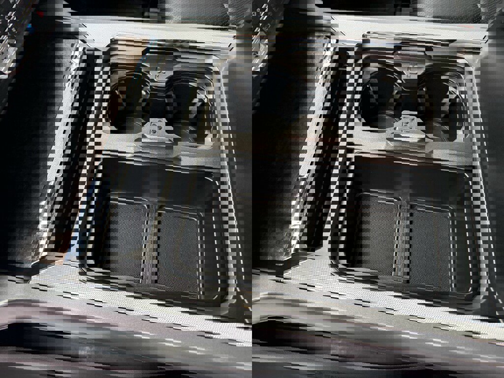 Used 2024 Ford F350 Lariat w/ Sport Appearance Package image 15