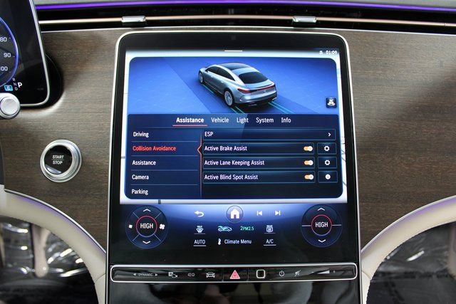 Used 2022 Mercedes-Benz EQS 450+ Sedan image 27