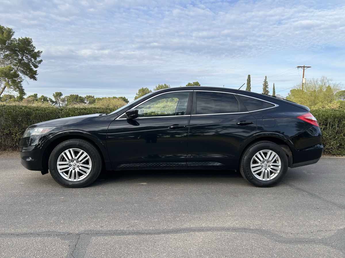 Used 2012 Honda Crosstour EX image 3