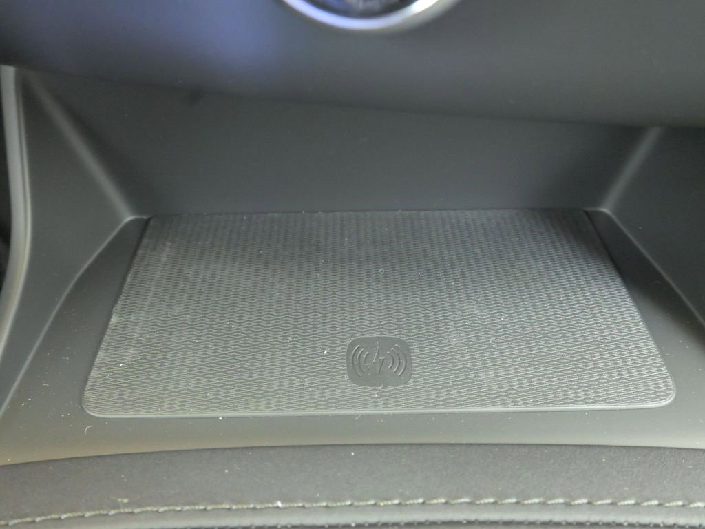 New 2026 Volvo XC90 B6 Plus w/ Protection Package Premier image 34