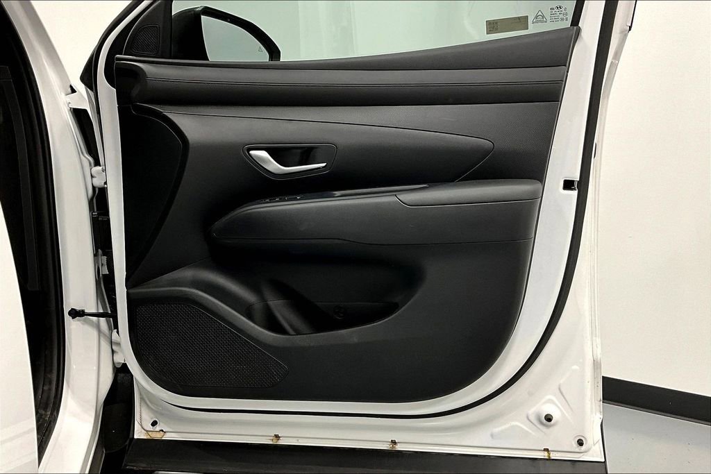 Used 2025 Hyundai Santa Cruz SE image 22