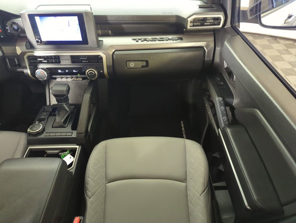 Used 2025 Toyota Tacoma SR5 image 16