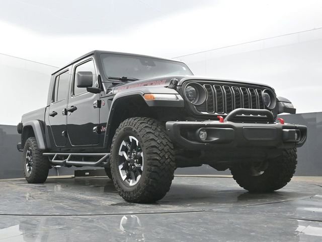Used 2024 Jeep Gladiator Rubicon w/ Technology Group AWD/4WD image 1