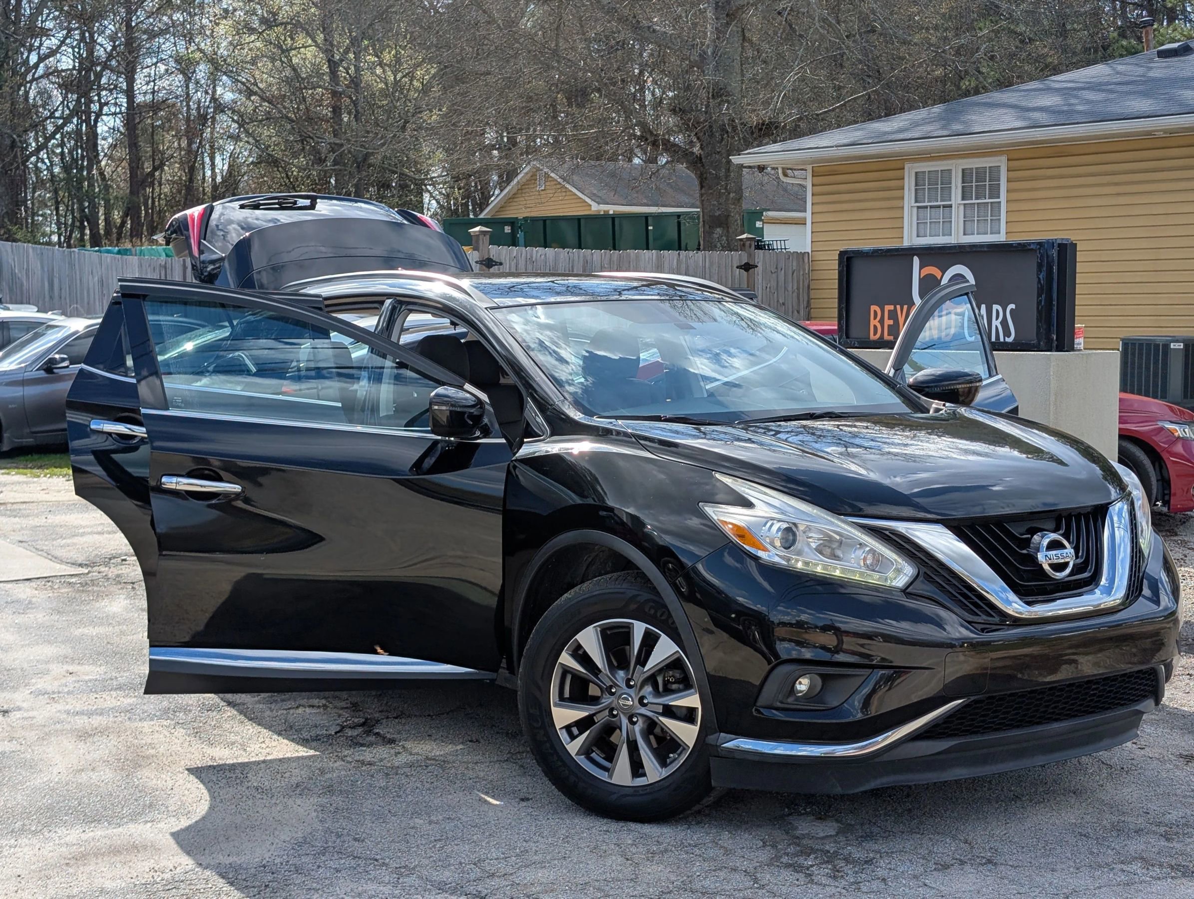 Used 2017 Nissan Murano SV image 10