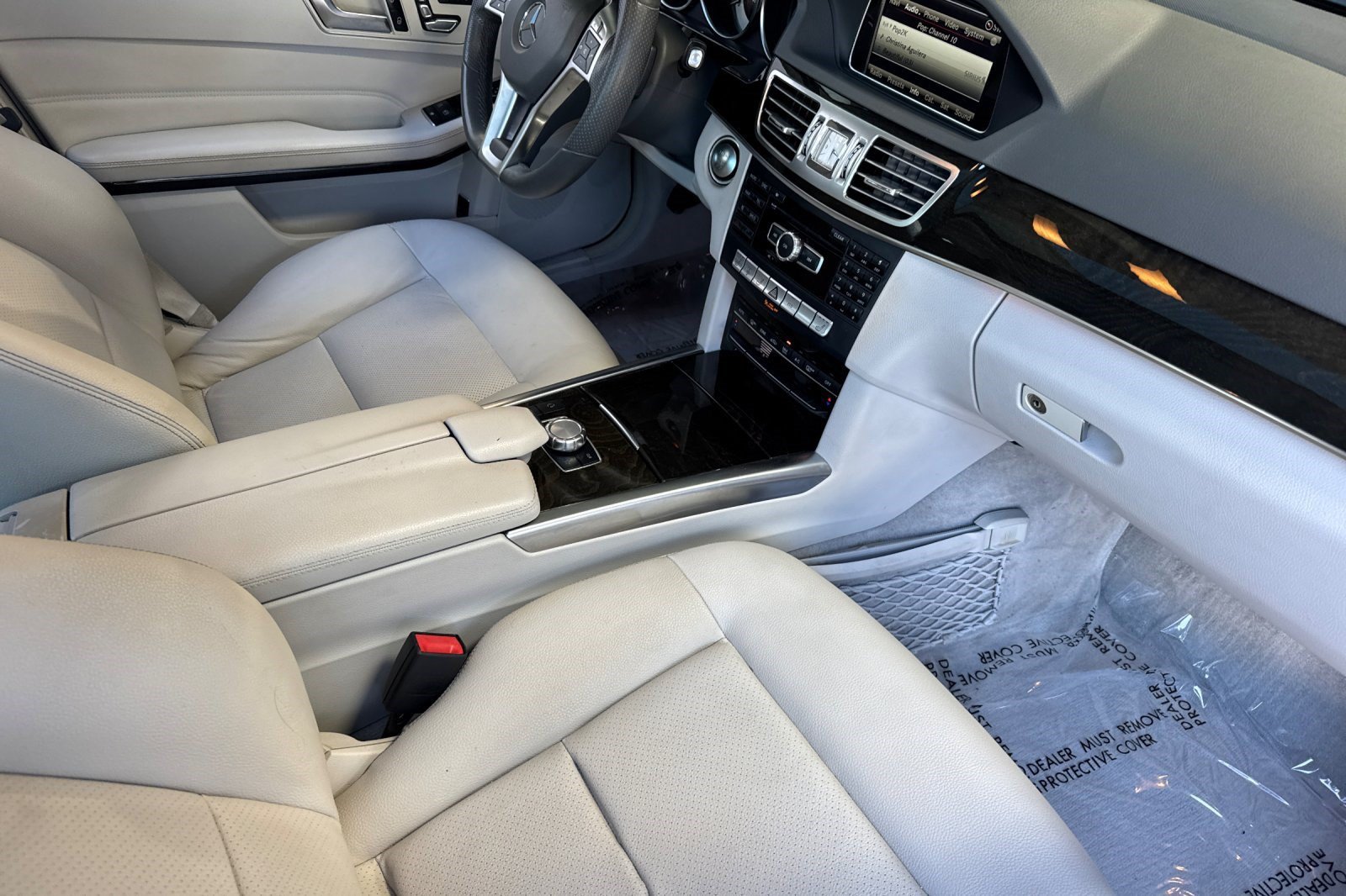 Used 2014 Mercedes-Benz E 350 Sedan image 35