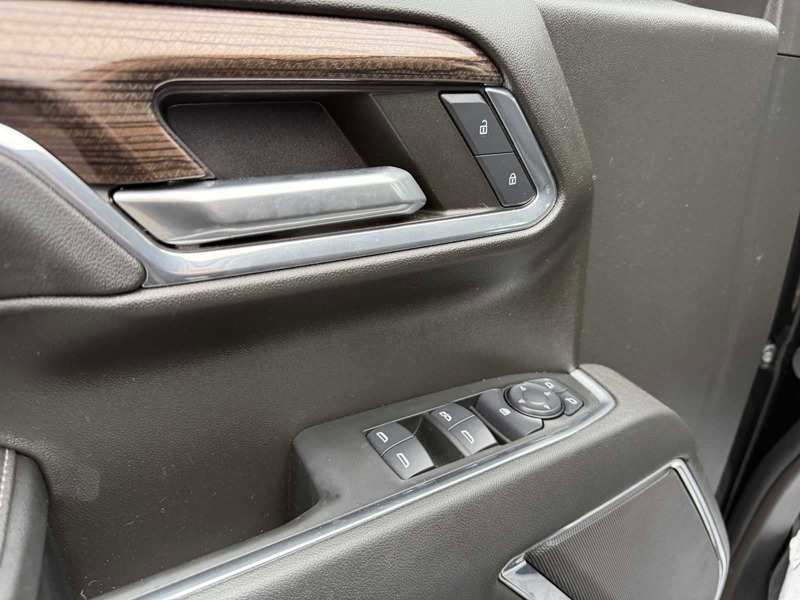 Used 2024 Chevrolet Silverado 1500 LT Trail Boss image 15