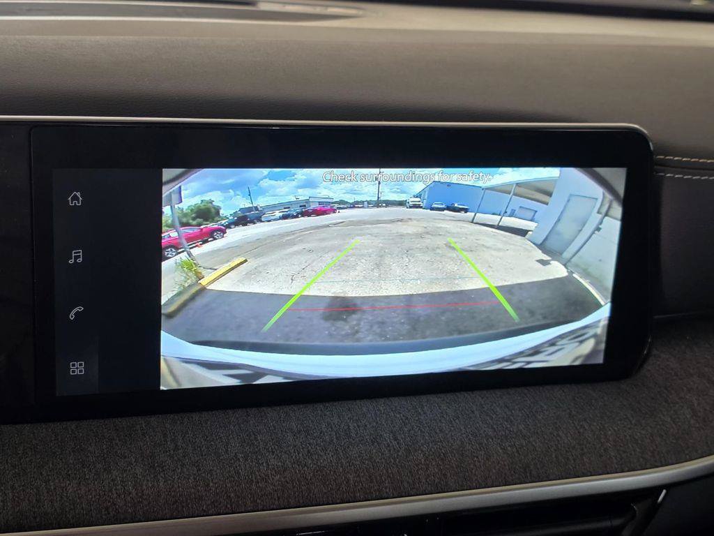 Used 2026 Nissan Kicks SV FWD image 11