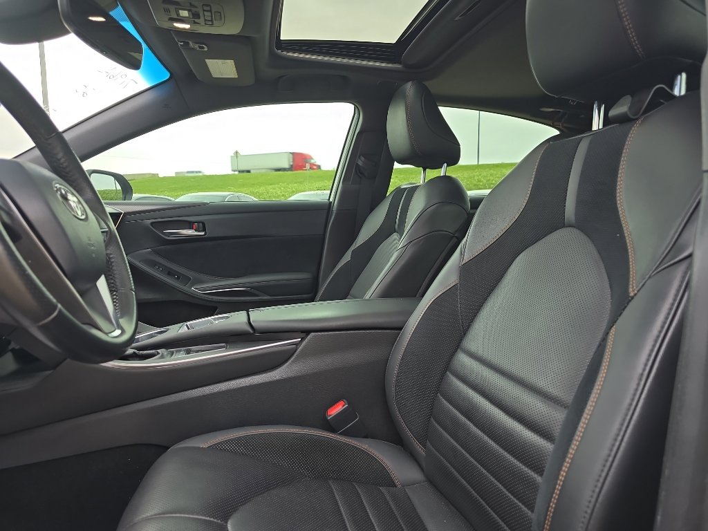 Used 2020 Toyota Avalon Touring w/ Advanced Safety Package image 30