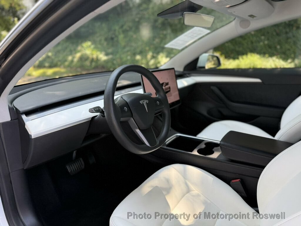 Used 2022 Tesla Model 3 Long Range AWD/4WD image 11
