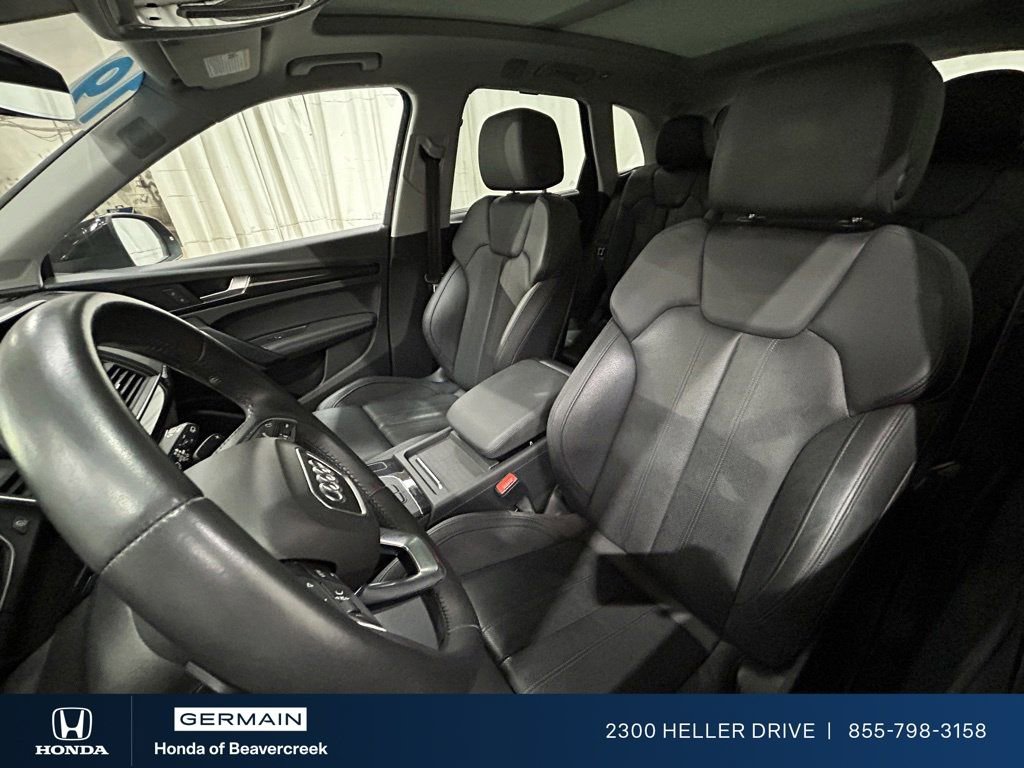 Used 2019 Audi Q5 Prestige w/ Prestige Package image 26