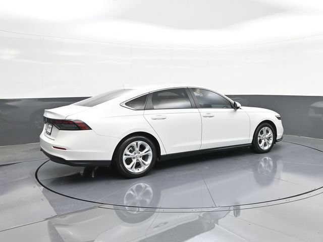 Used 2025 Honda Accord LX image 15