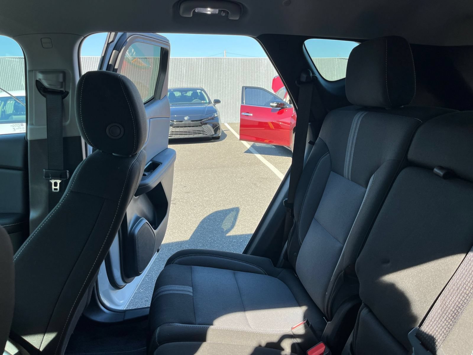 Used 2025 Chevrolet Blazer LT FWD image 39