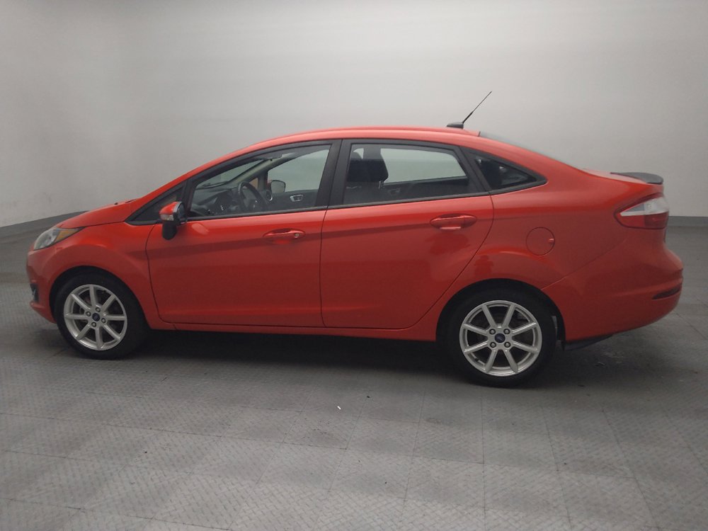Used 2015 Ford Fiesta SE w/ Equipment Group 201A FWD image 3