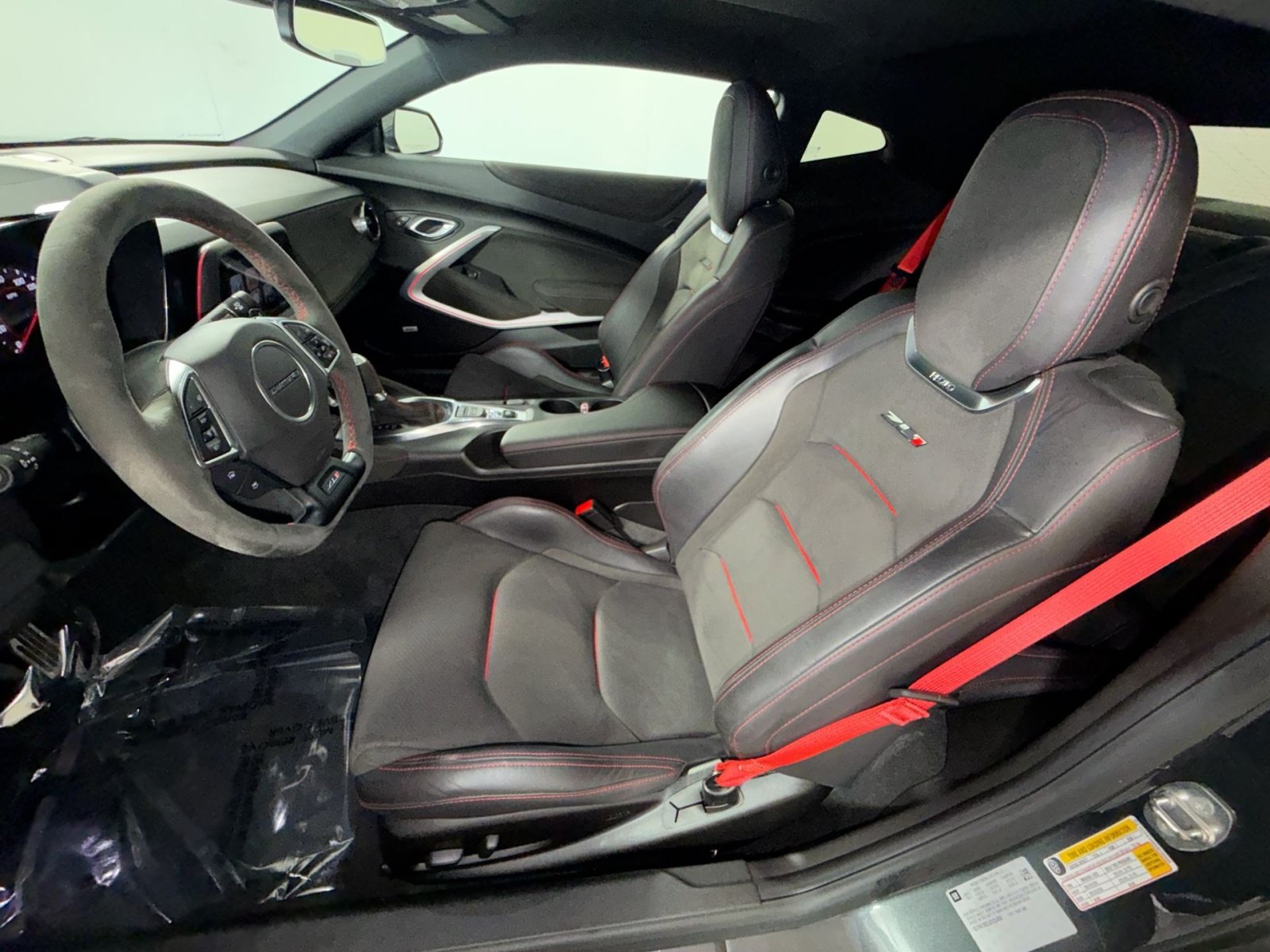 Used 2018 Chevrolet Camaro ZL1 RWD image 13