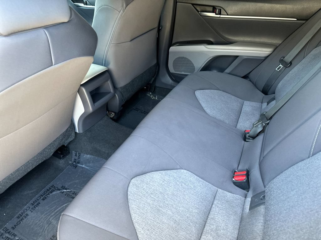 Used 2021 Toyota Camry LE w/ Convenience Package FWD image 11