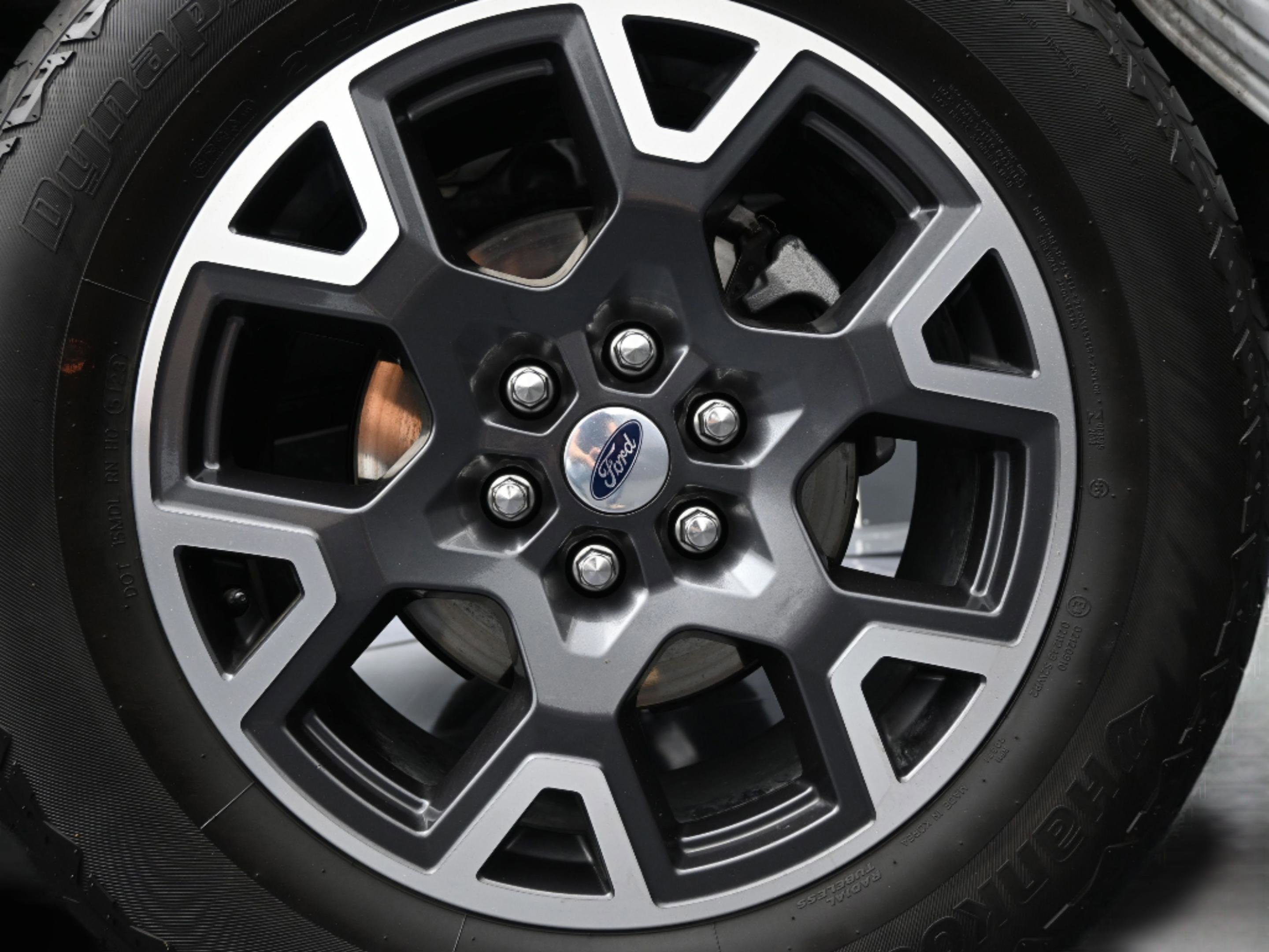 Used 2024 Ford F150 STX w/ Tow/Haul Package image 32