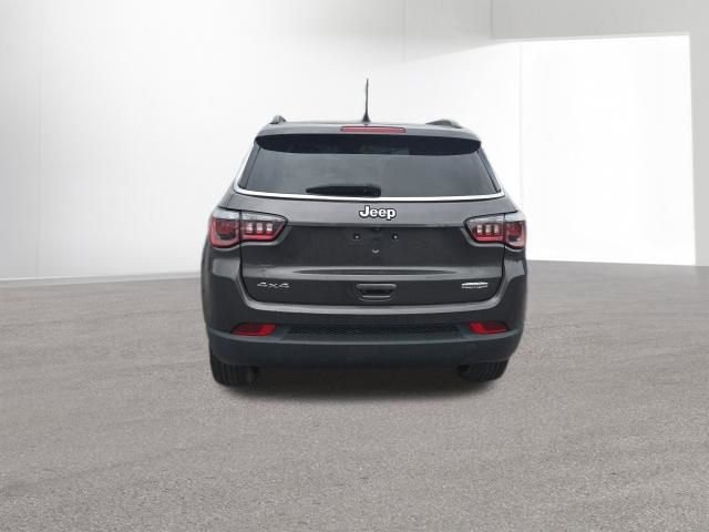 Used 2020 Jeep Compass Latitude AWD/4WD image 4