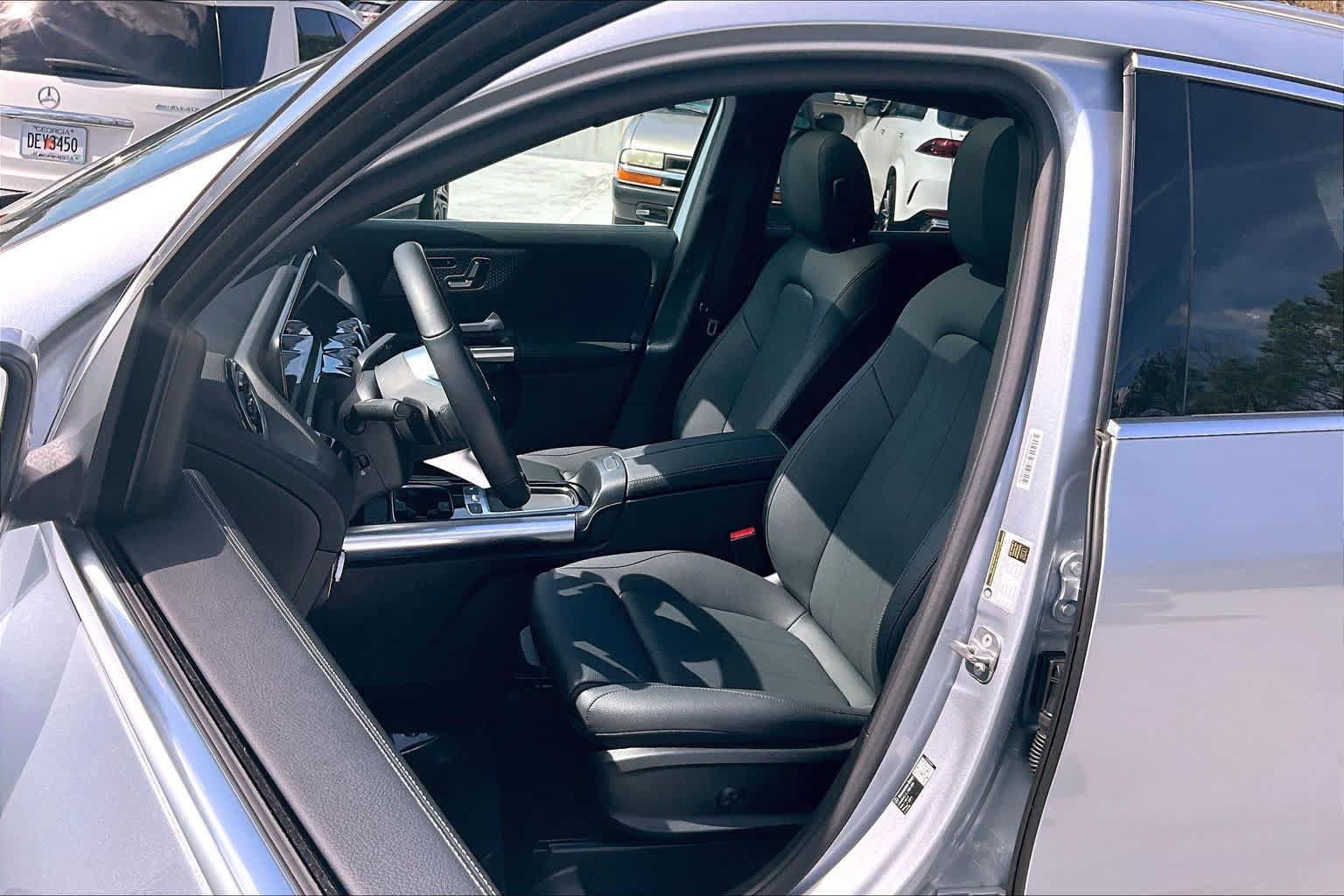 Used 2026 Mercedes-Benz GLA 250 4MATIC image 8