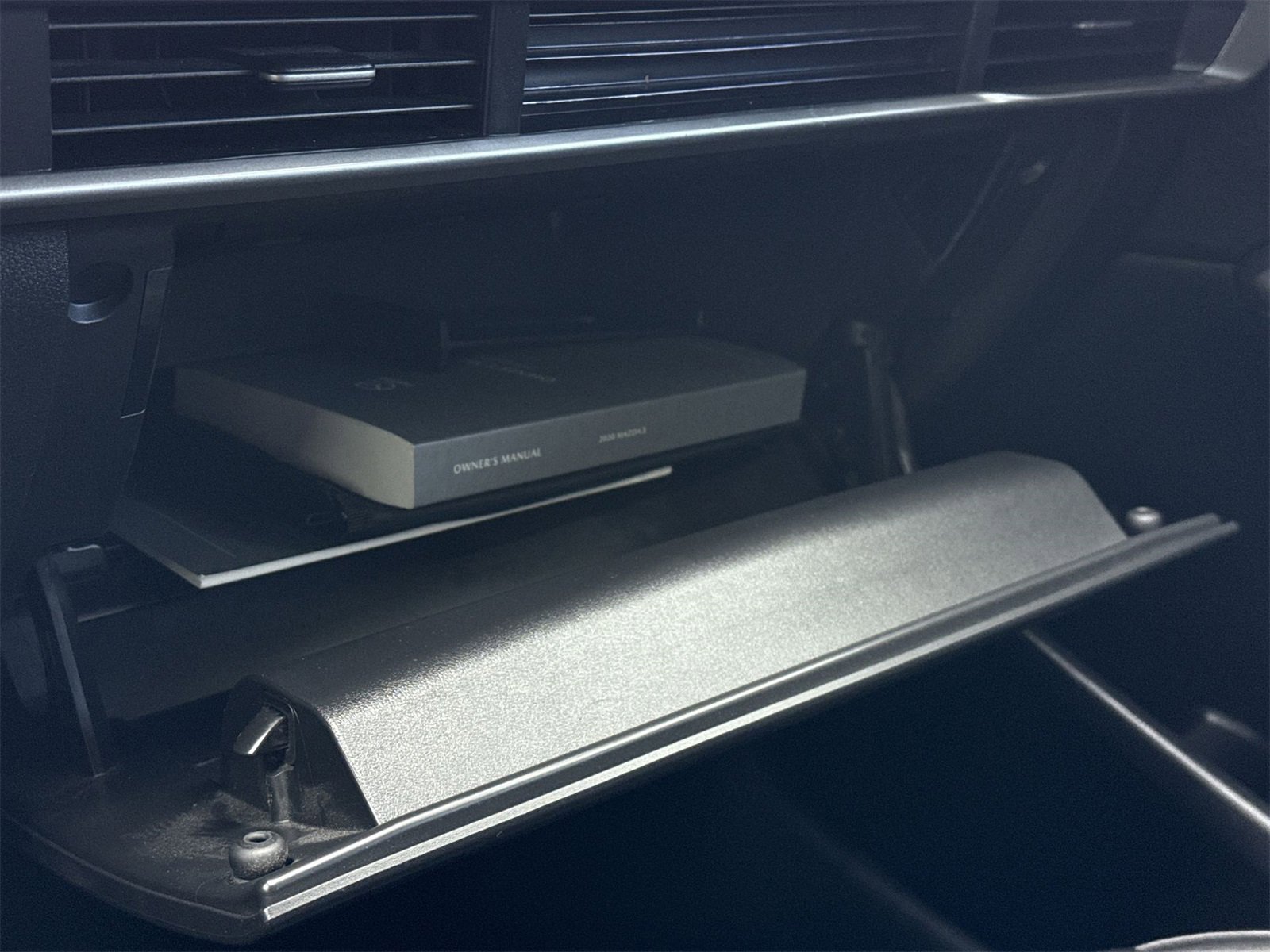 Used 2020 MAZDA MAZDA3 Sedan w/ Select Package image 33